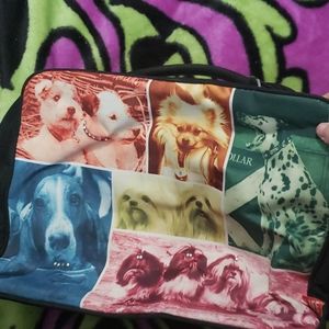 Spacious shoulder bag